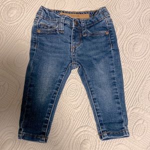 Joe’s Jeans Baby Size 6M (EUC)!